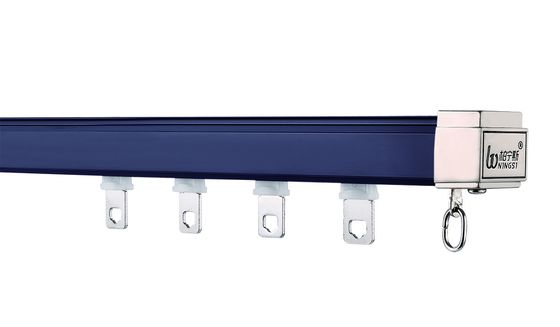 Un buen precio. Pista de aluminio de la cortina de la altura silenciosa azul marino de 6m m de montaje en el techo En línea