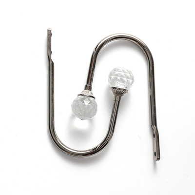 Un buen precio. Holdbacks de aluminio de la cortina U de la pista de la cortina del sitio del dormitorio del gancho cristalino de la pared de los accesorios En línea