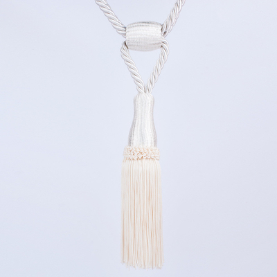 Un buen precio. Accesorios de la pista de la cortina de la cocina que cuelgan el cordón obligatorio de la cortina de la borla del poliéster de la bola En línea